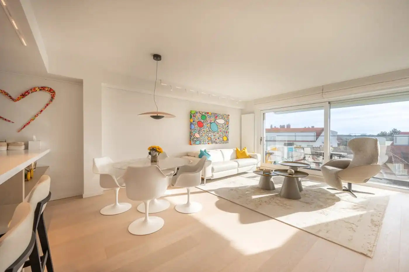Toplocatie in het Zoute: gerenoveerd appartement met mooi terras en open zicht  foto 2