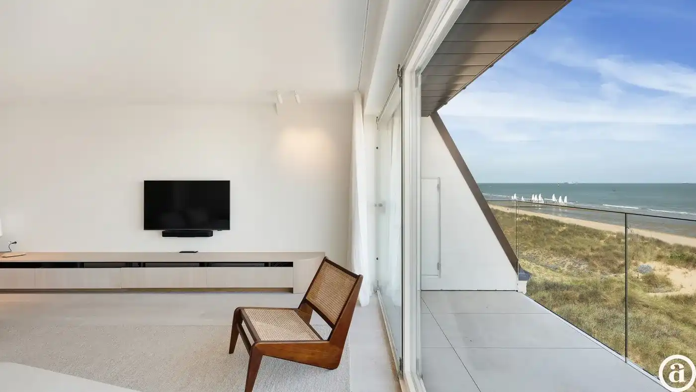 Magnifiek appartement met frontaal zeezicht in Zoute. foto 11