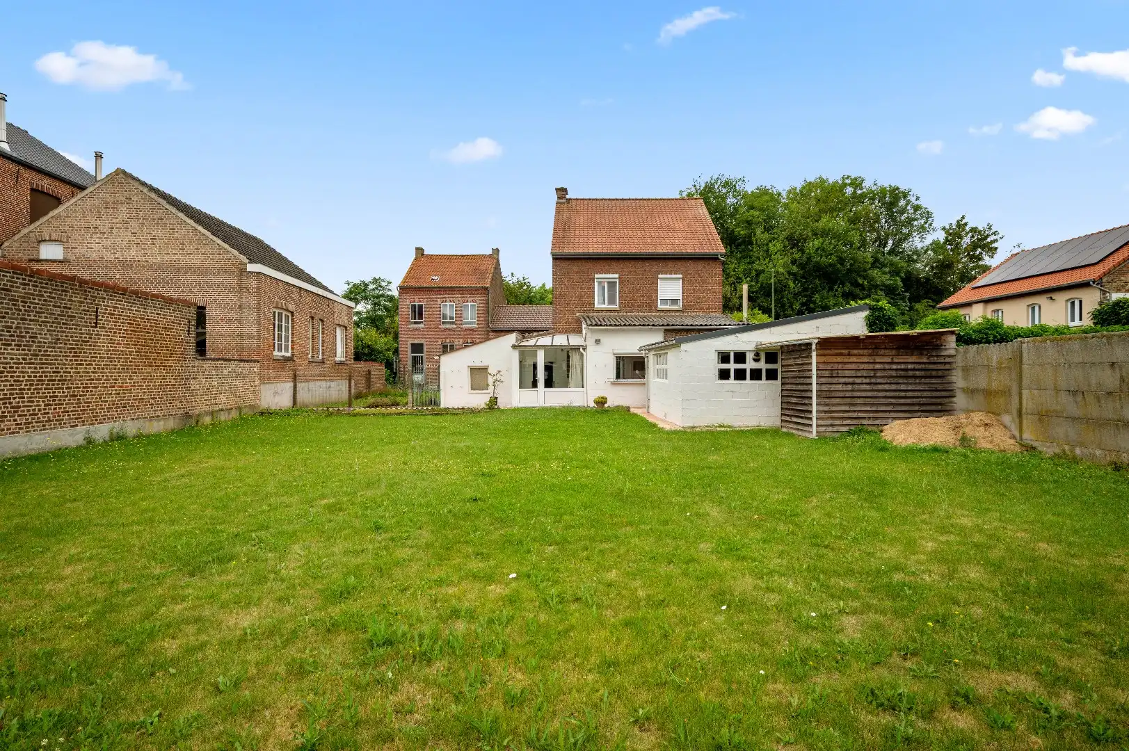 Ruime gezinswoning met 4 slpks met ruime tuin op rustige ligging foto 26