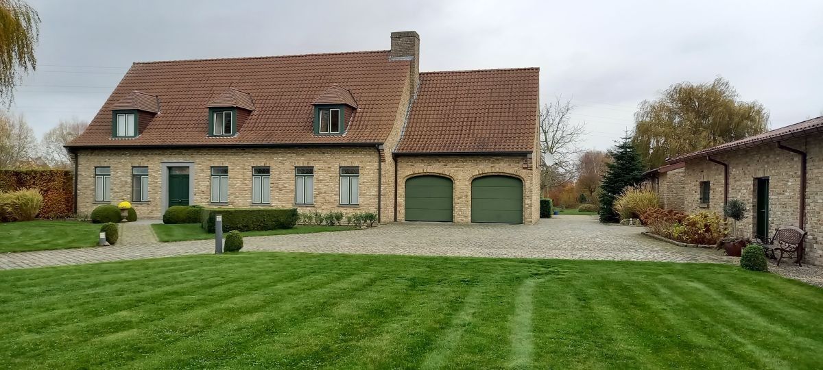 Prachtige hoeve te koop te Bavikhove foto 4