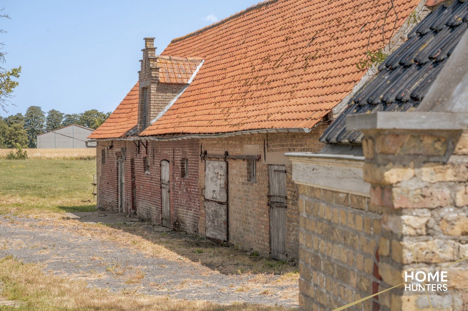 Prachtige U-hoeve op idyllische locatie met bouwvergunning te Izenberge  foto 8