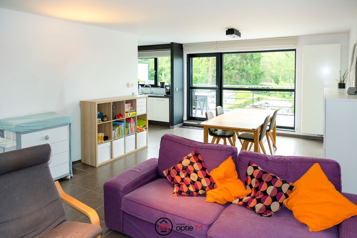 Lichtrijk appartement te huur in Tienen – met twee parkeerplaatsen en ruim terras foto 3