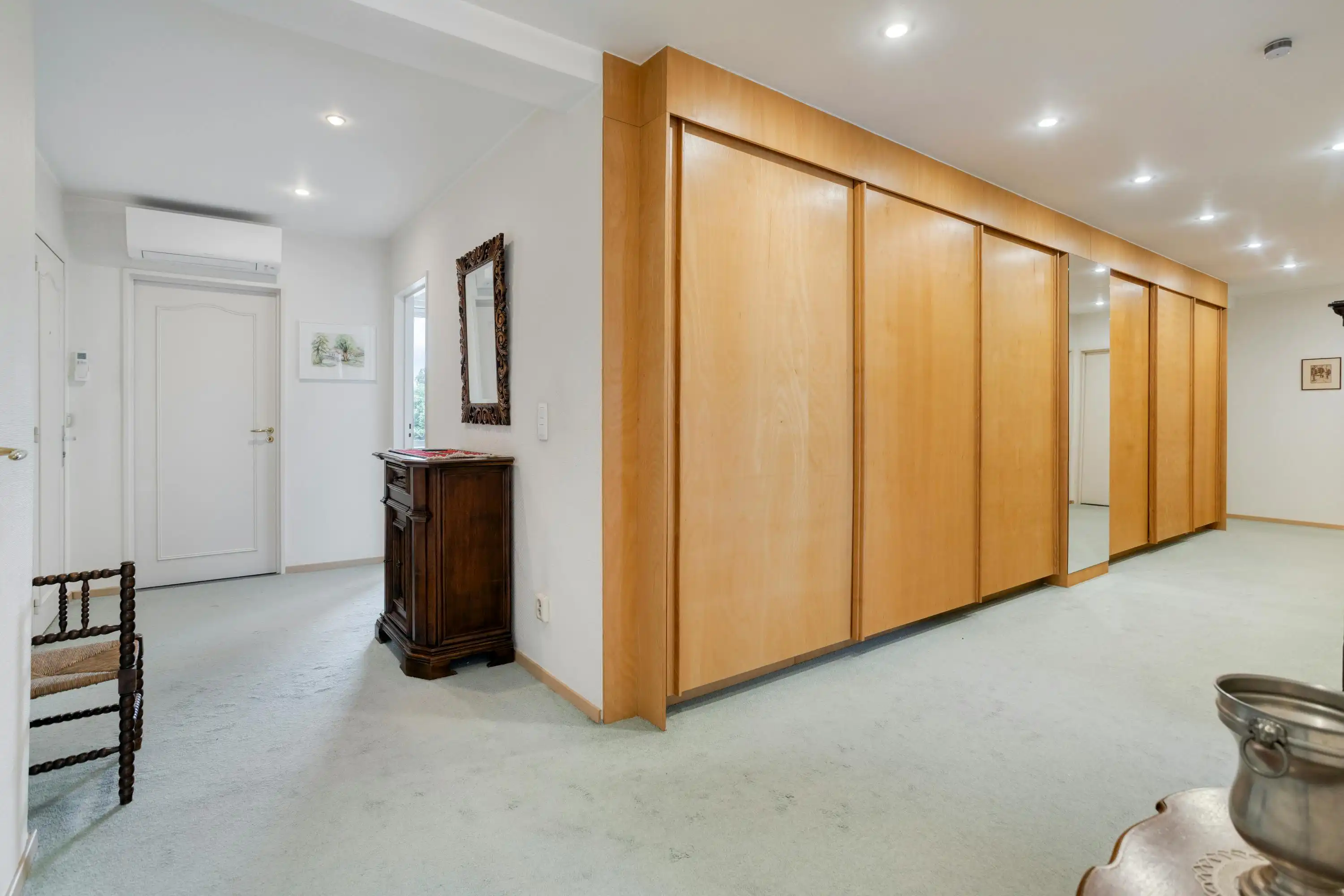 Zeer ruim en uniek appartement (214m²) te koop Linkeroever foto 10