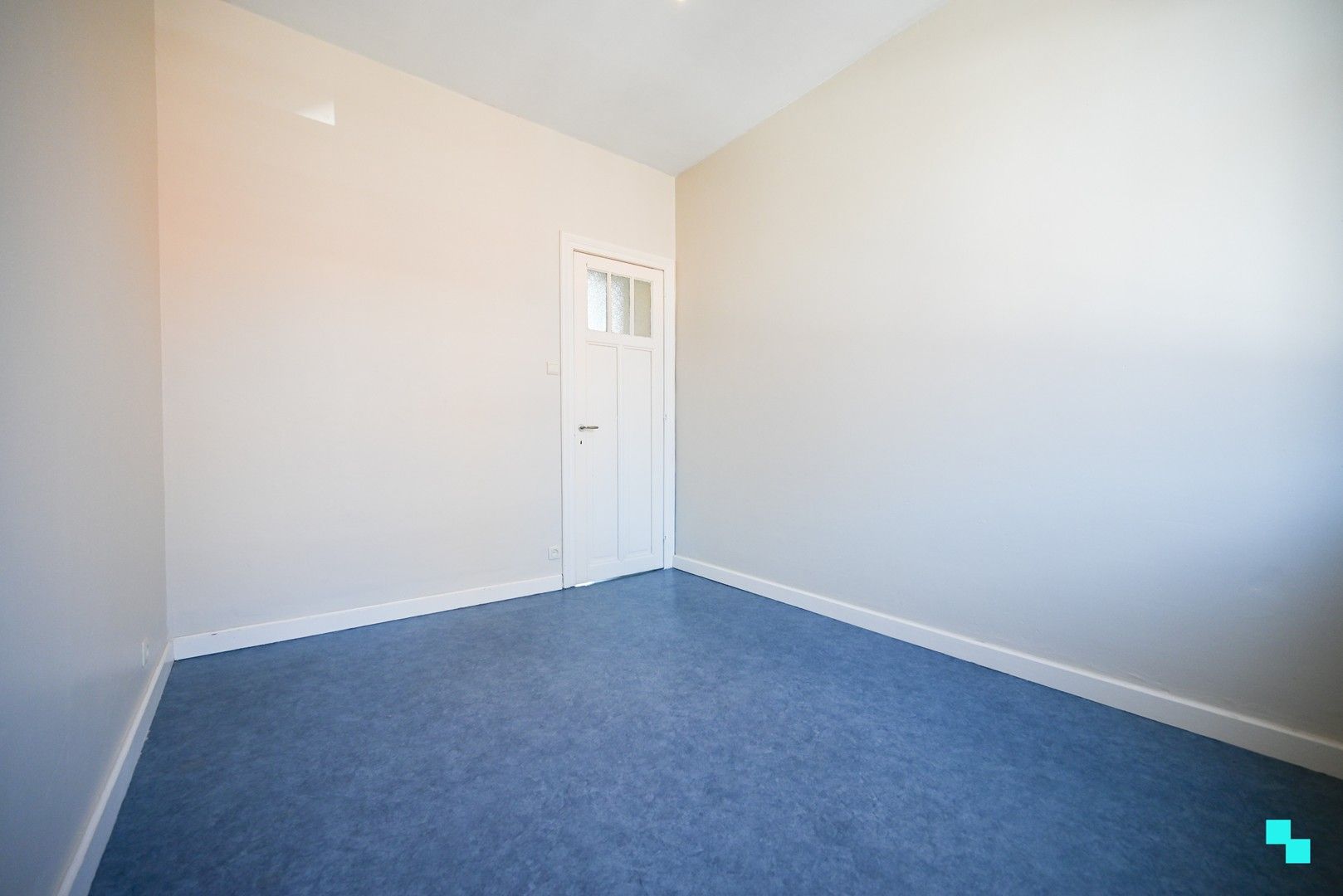 Karaktervolle charmewoning in hartje Izegem foto 25