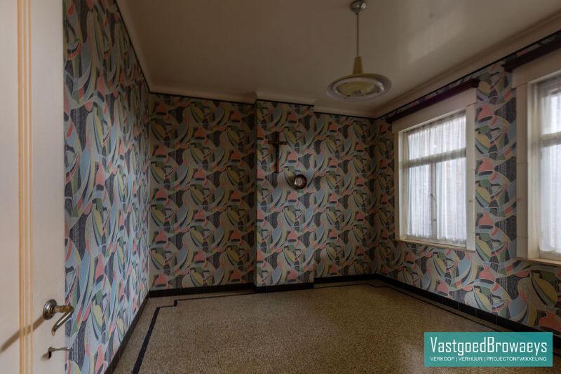 Te renoveren woning met tuin foto 7