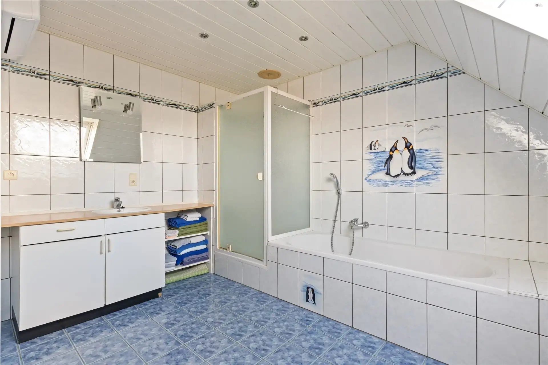 Goed onderhouden HOB met 3 slaapkamers op een ruim perceel foto 15