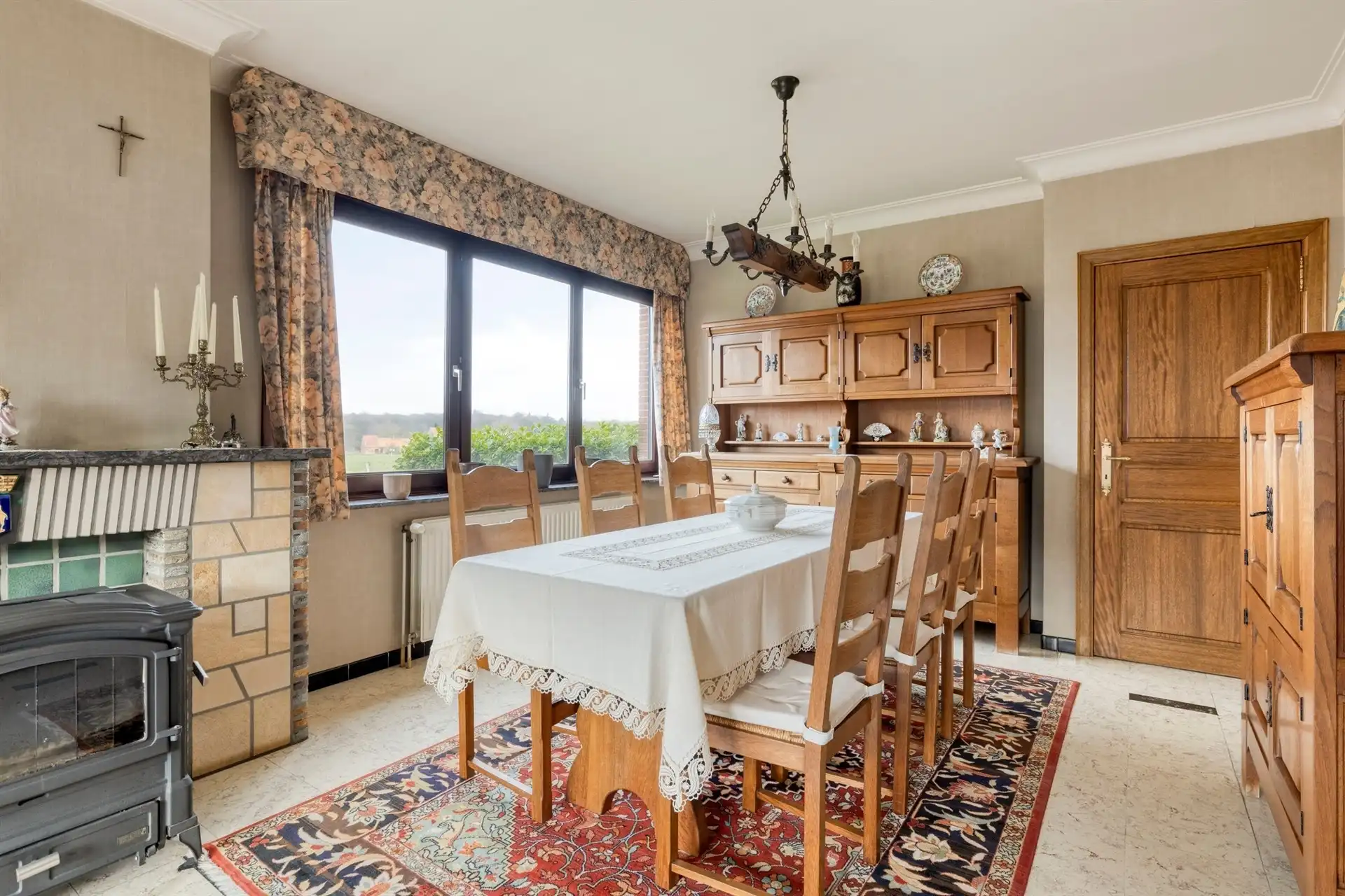 Open bebouwing met open zicht en renovatiepotentieel foto 4