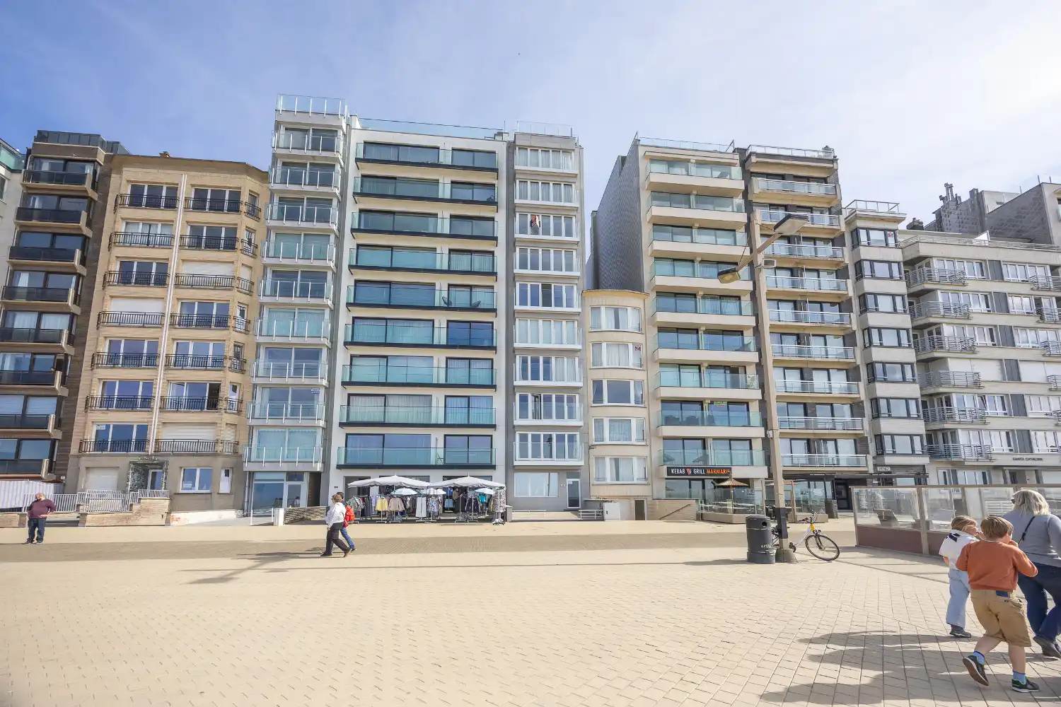 Prachtig gerenoveerd appartement in gerenoveerd gebouw met frontaal zeezicht! foto 26