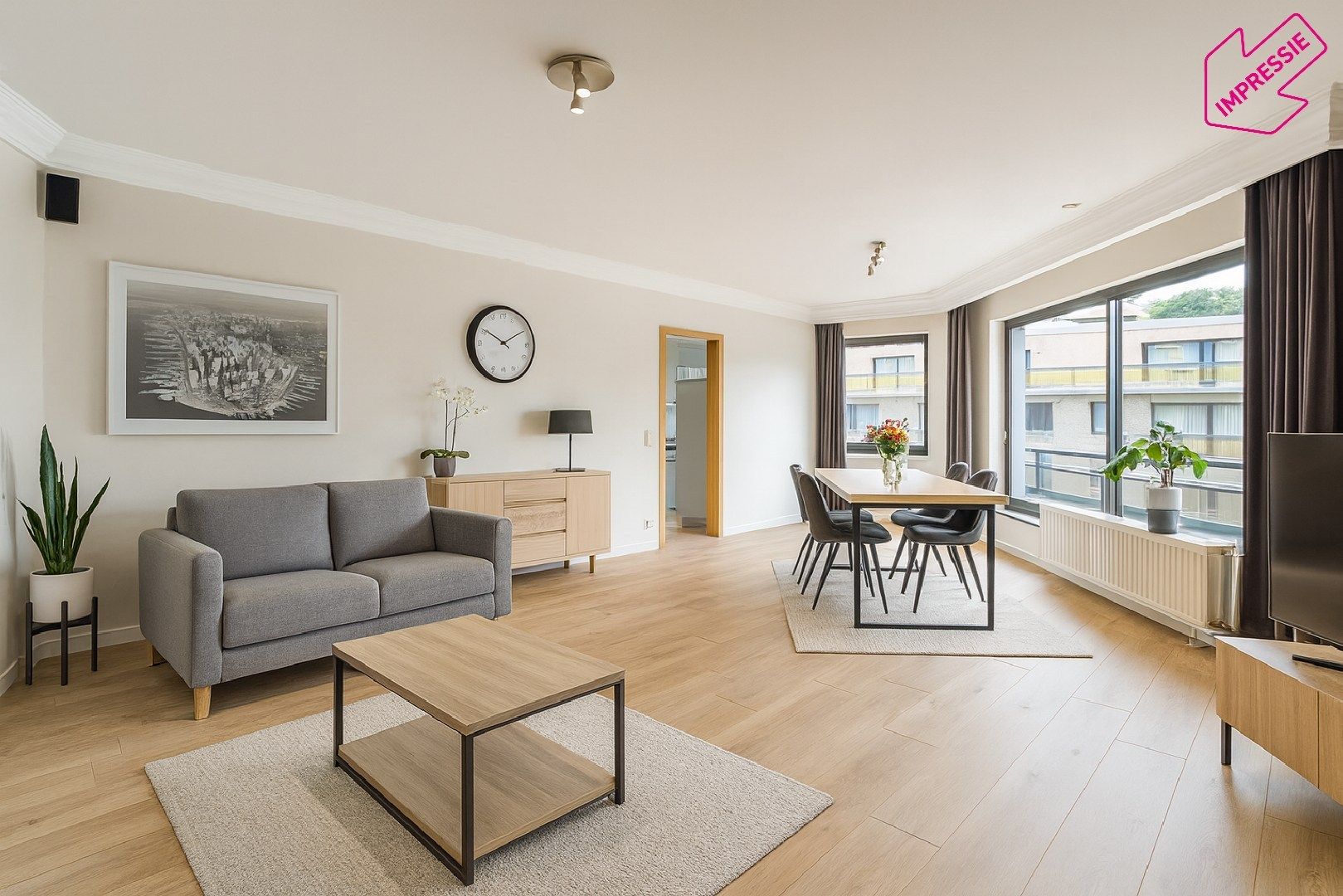 Wonen vlak bij het Rivierenhof in alle comfort foto 2