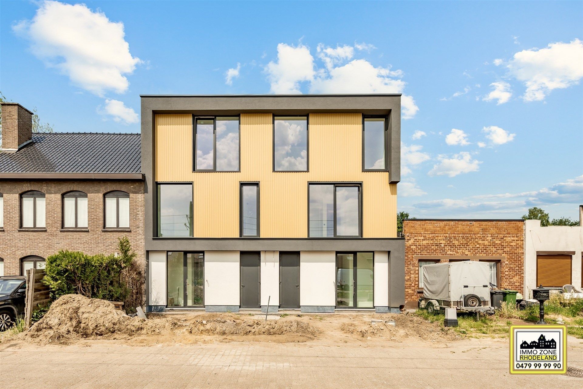 Architecturale parel met 3 slpks, 2 bdks en zonnige tuin foto 2