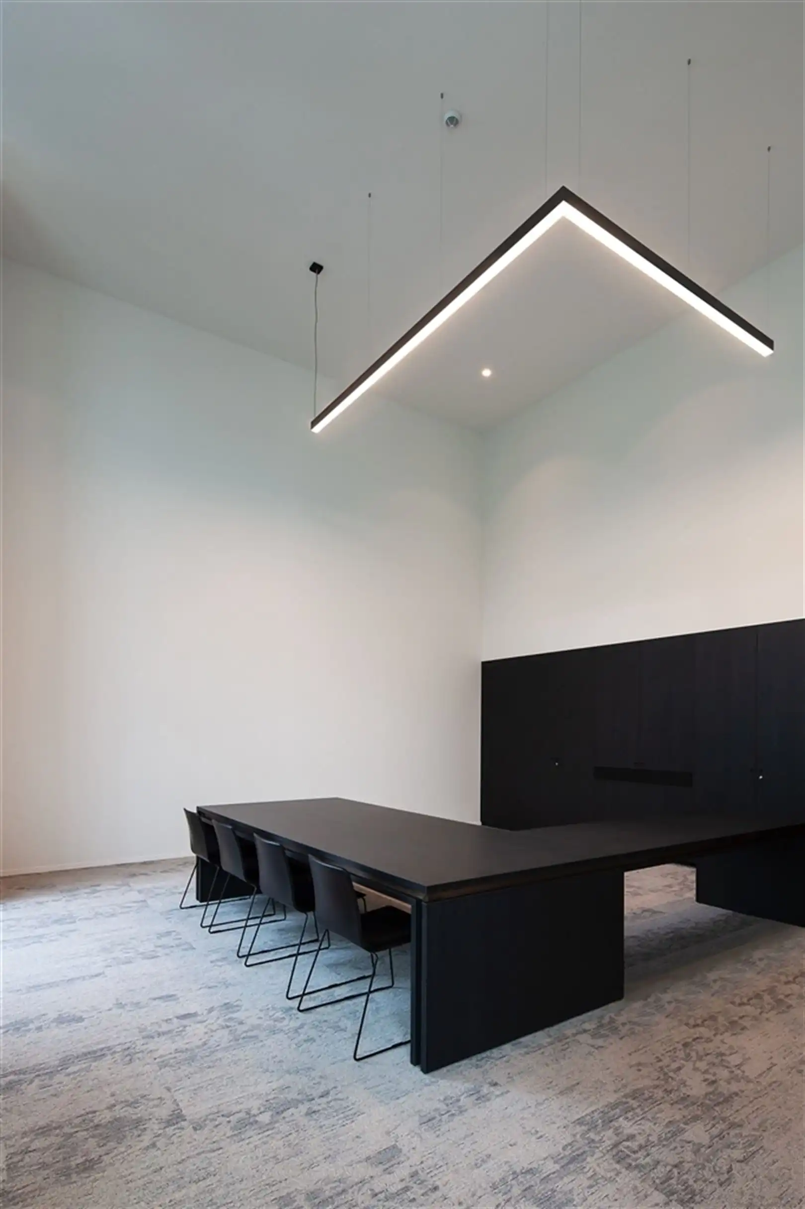 Modern bedrijfspand met kantoren te Harelbeke foto 26