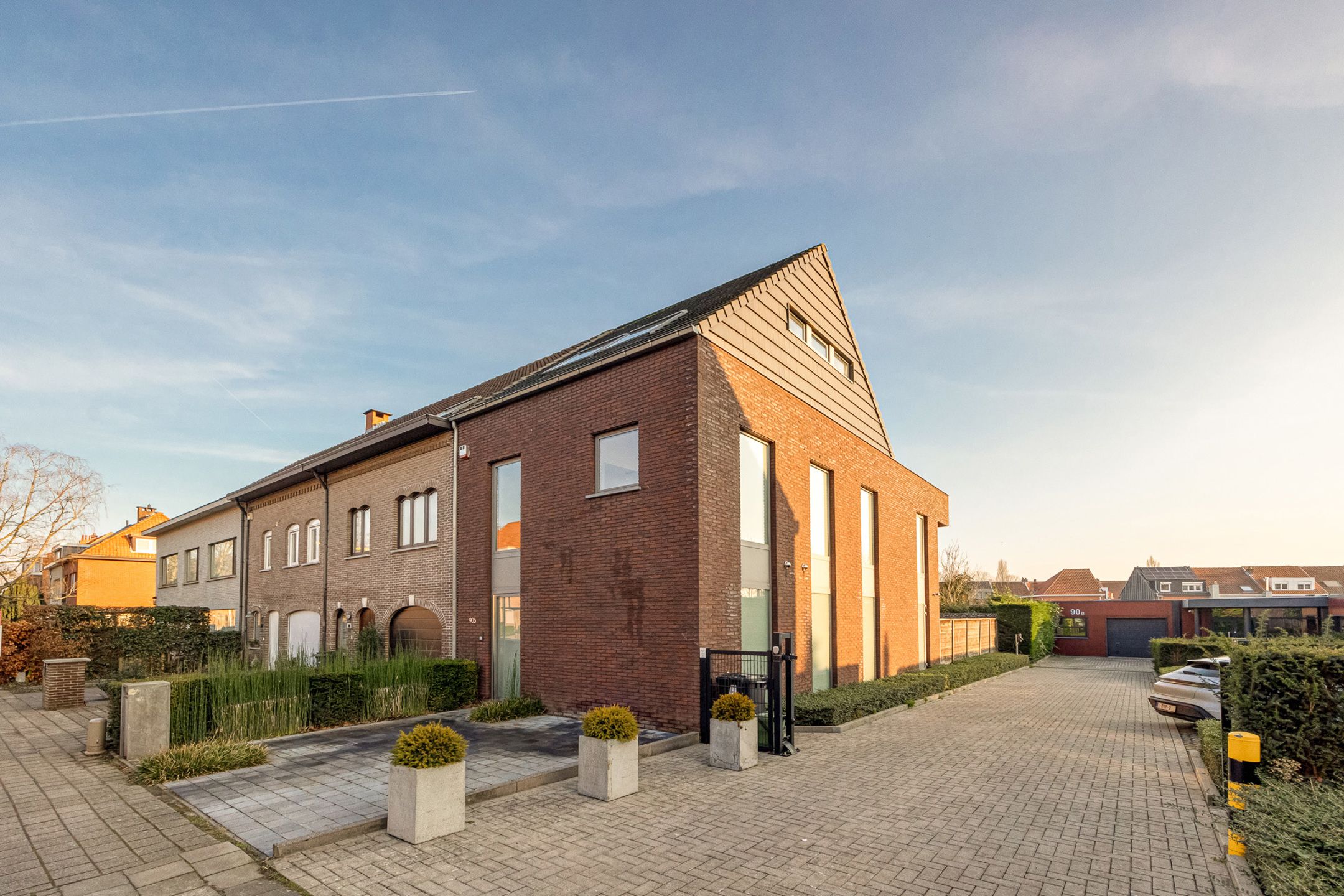 Moderne HOB met 4 slpks + kantoren en magazijnruimte  foto 54