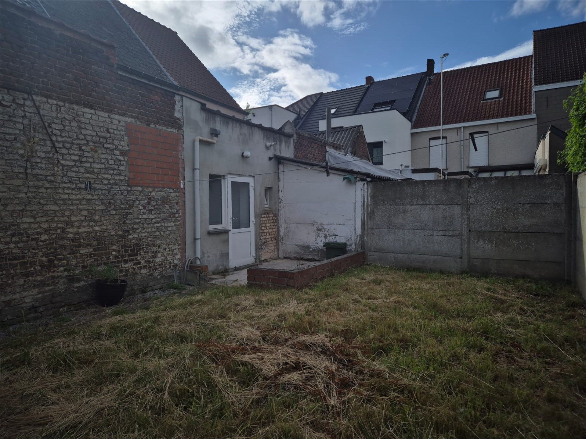 Zeer gunstig gelegen starterswoning met 2 slaapkamers en tuin. foto 11