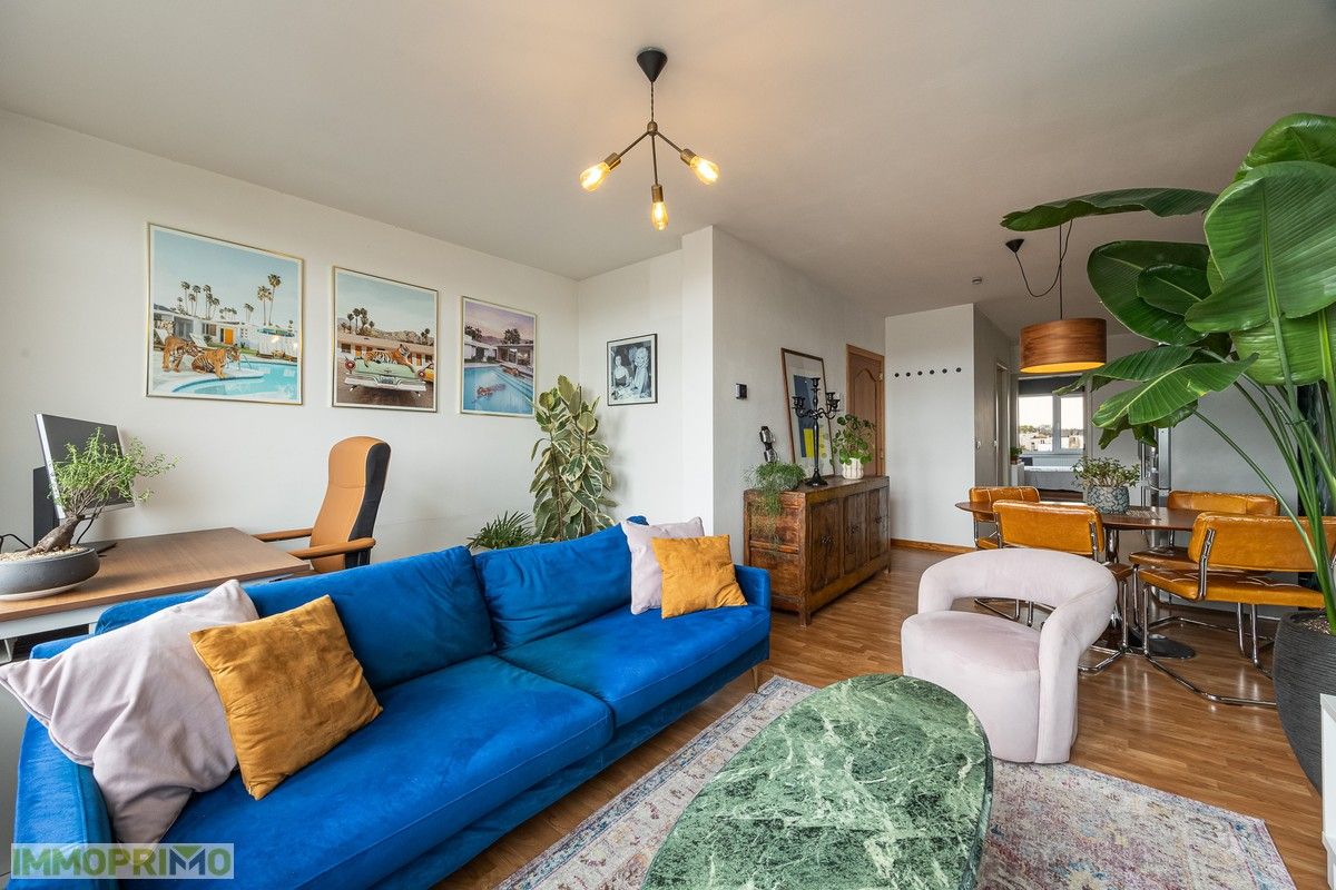 Instapklaar 1-slaapkamerappartement op topligging in Antwerpen foto {{pictureIndex}}