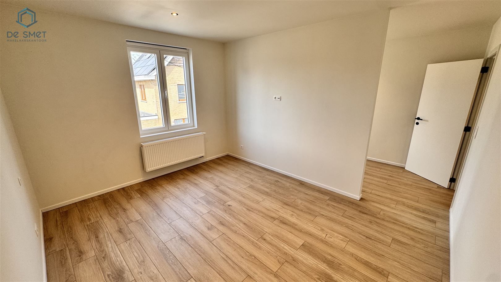 GERENOVEERDE WONING MET 3 SLP EN TUINTJE TE ZANDBERGEN foto 16