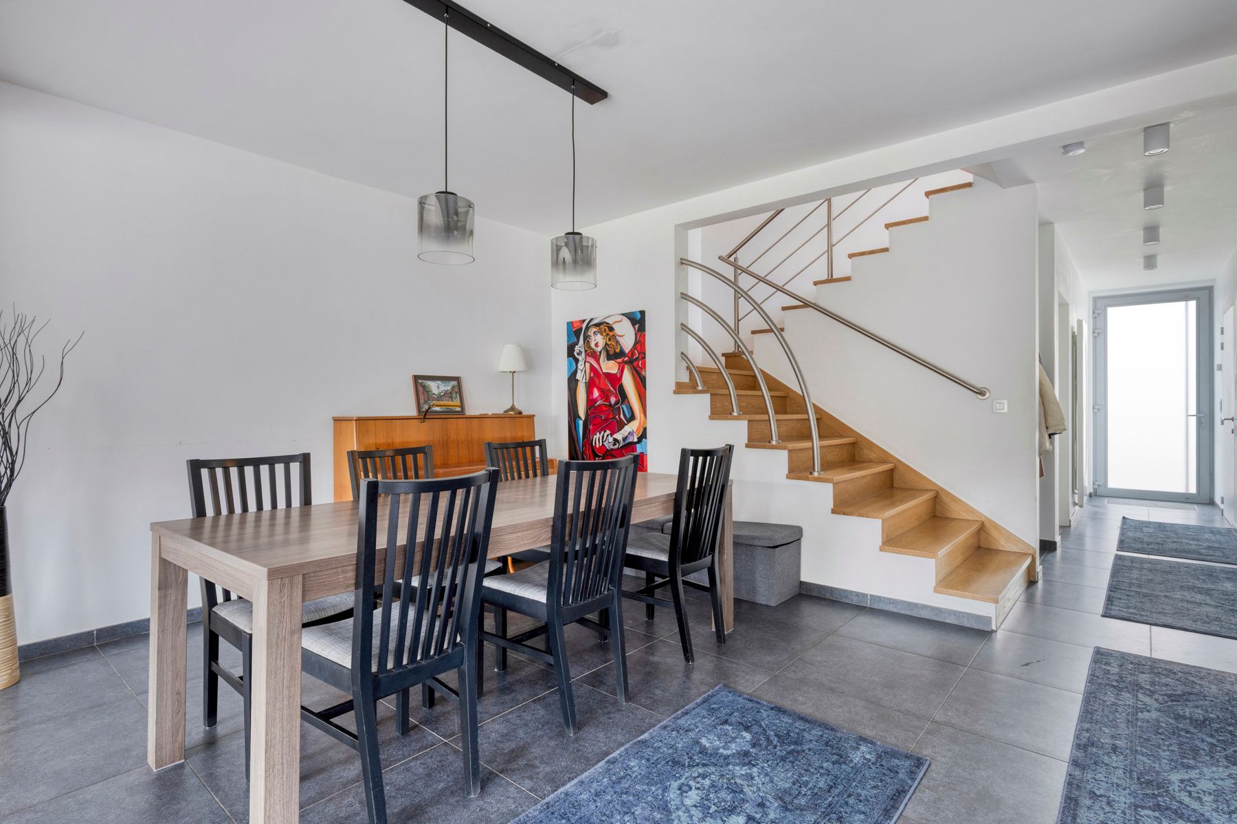 Ruime en instapklare 3-gevelwoning met zonnige tuin foto 5