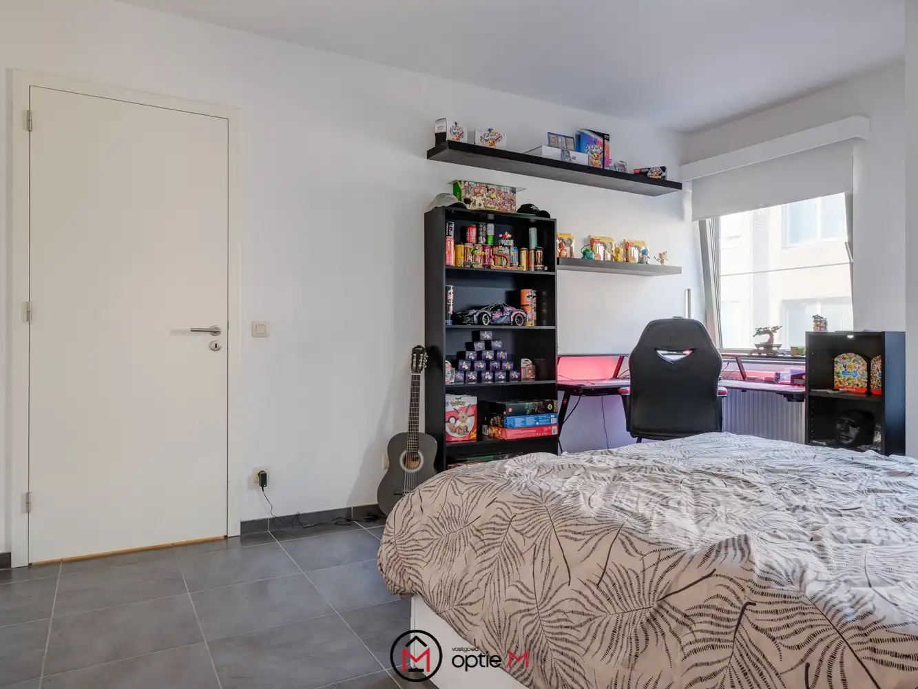 Ruim appartement in Bilzen-Hoeselt met parkeerplaats foto 14