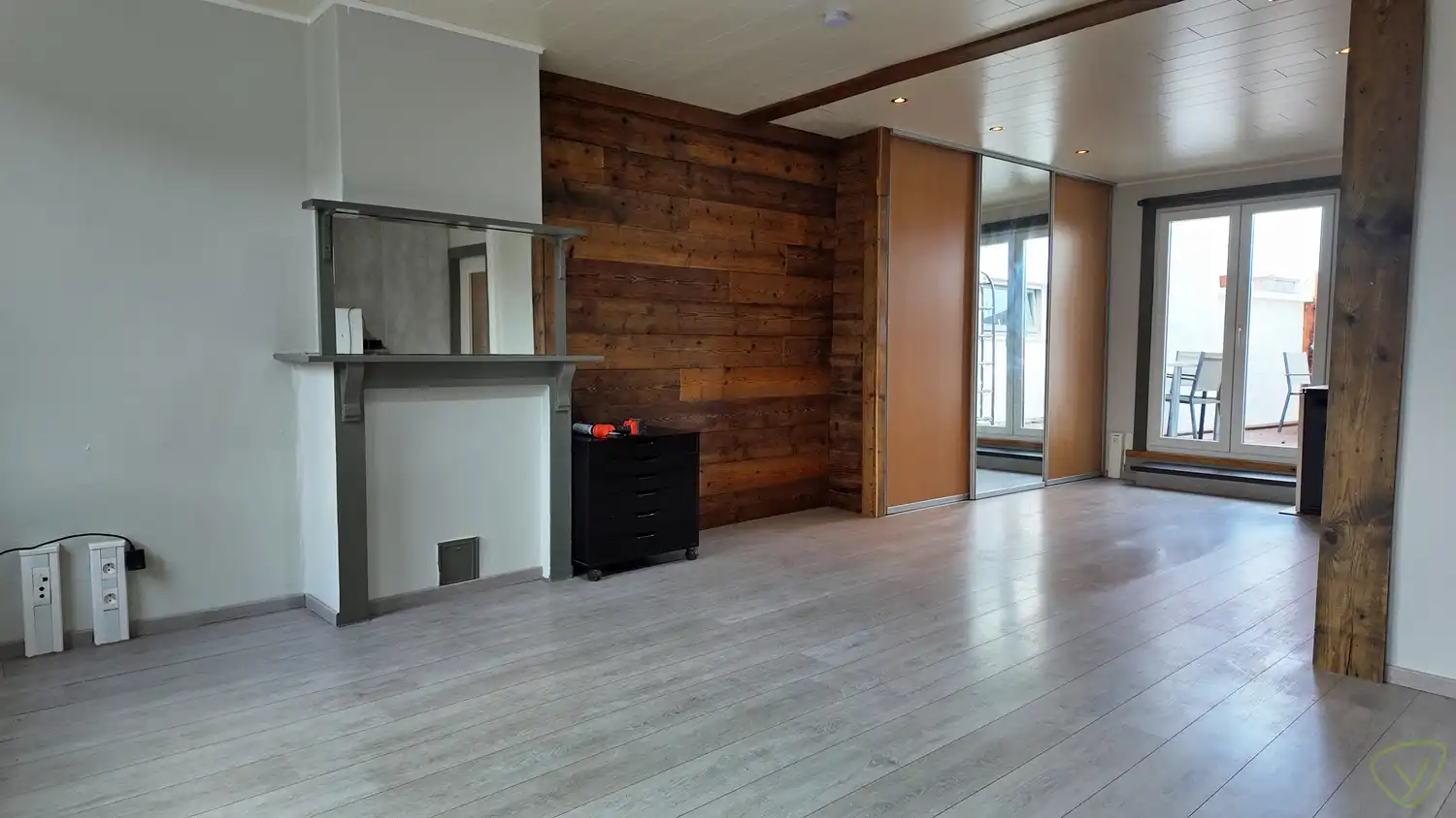 Gezellig duplex-appartement in het centrum van Waarschoot! foto 3