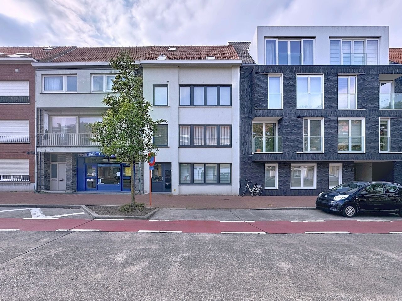Lichtrijk één slaapkamer appartement met uitzonderlijk ruim west gericht terras. foto 27
