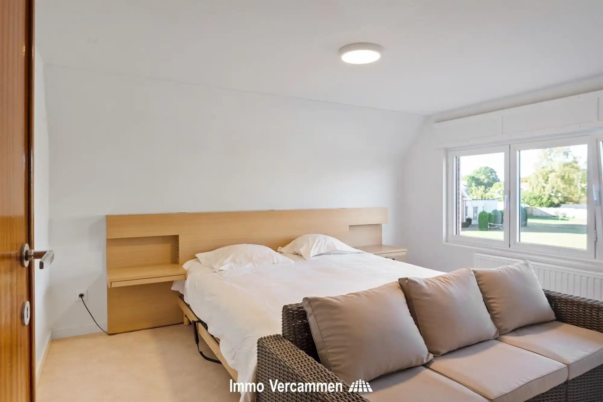 Lichtrijke woning op een rustige residentiële toplocatie in Haacht foto 8