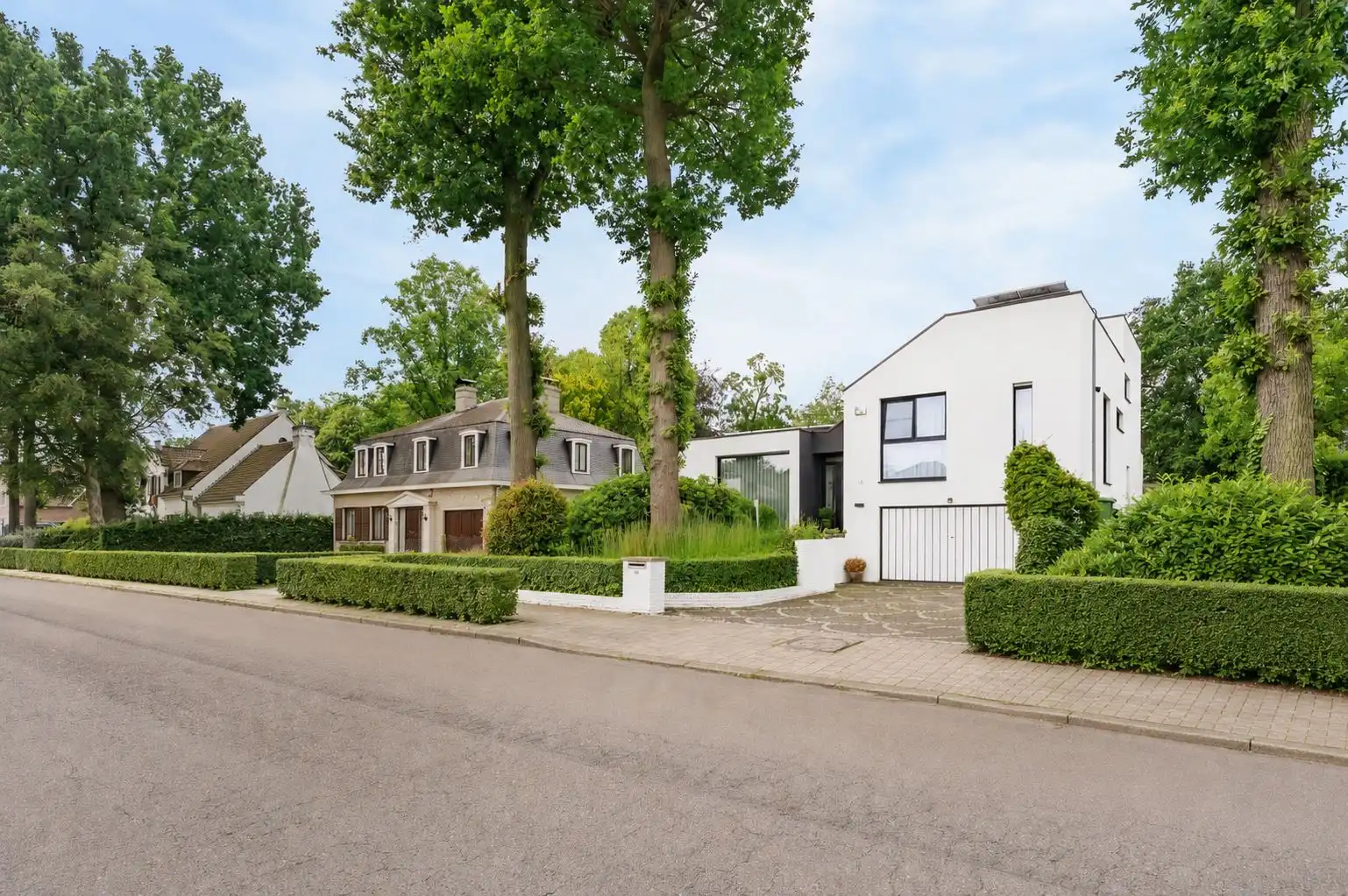 Stijlvolle split-levelvilla met veel licht en ruimte foto 34
