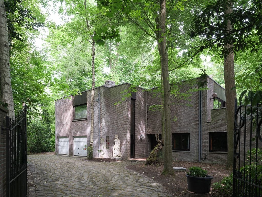 Architecturale villa op een perceel van 2.008 m² in het pittoreske Deurle. foto 3