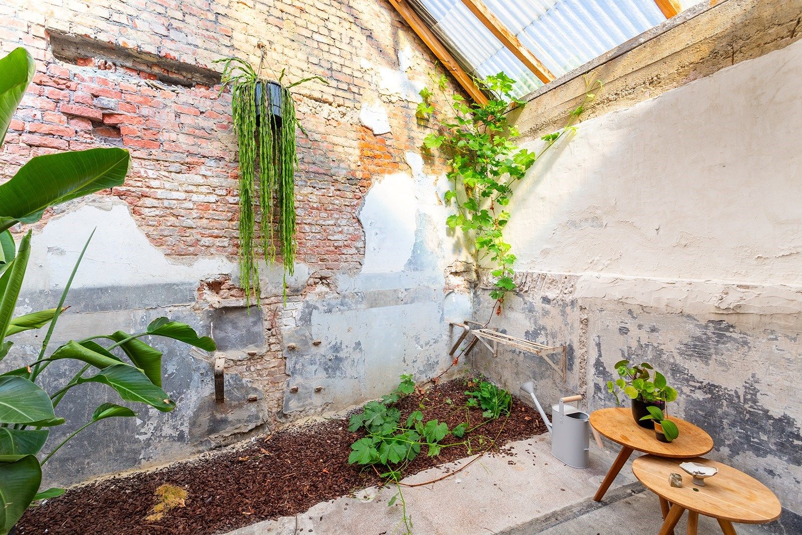 Eigenzinnig atelier in kleinschalig gebouw foto 16