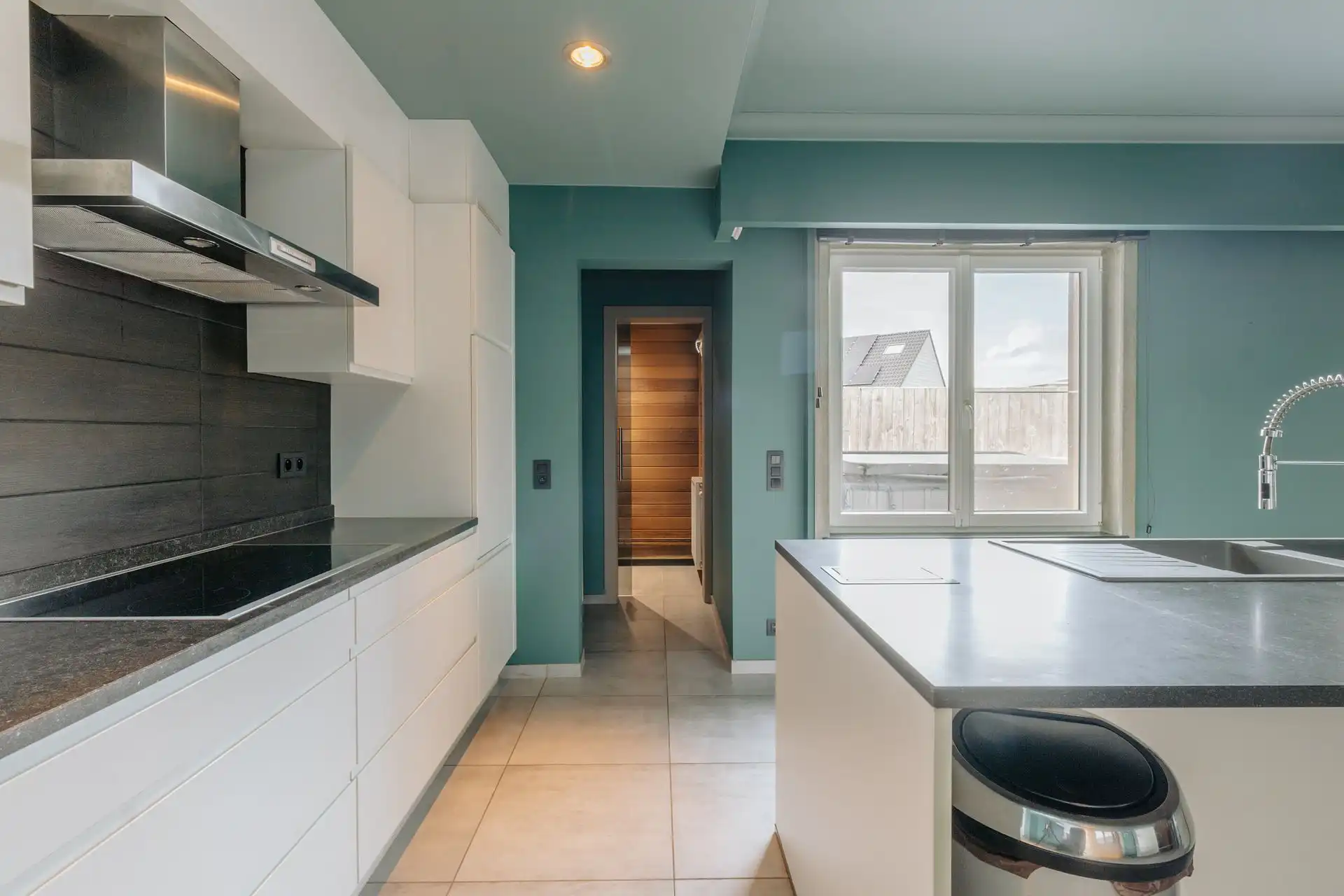 Unieke woning met magazijn in Boom foto 11