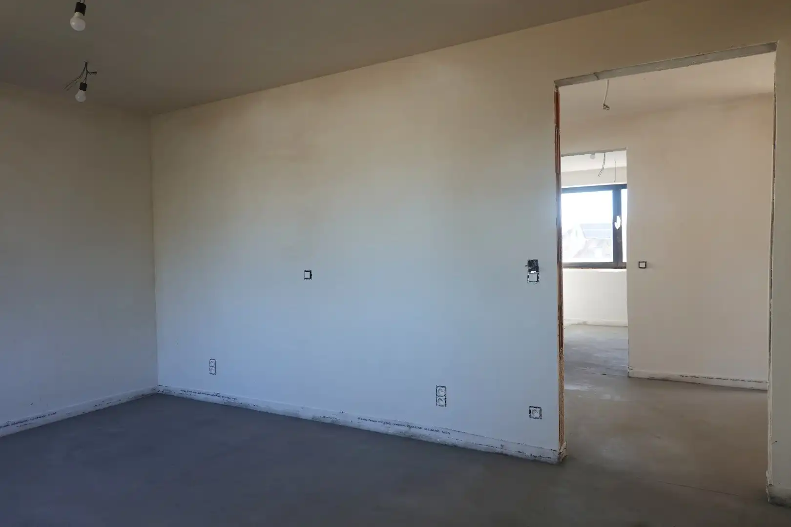 Nieuwbouwwoning met 4 slaapkamers op een uitstekende ligging in centrum Jabbeke foto 12