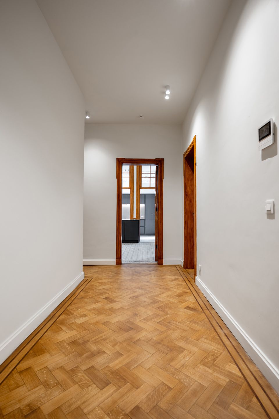 Prachtig 2 slpkappartement in art nouveau pand De Confiserie foto 34