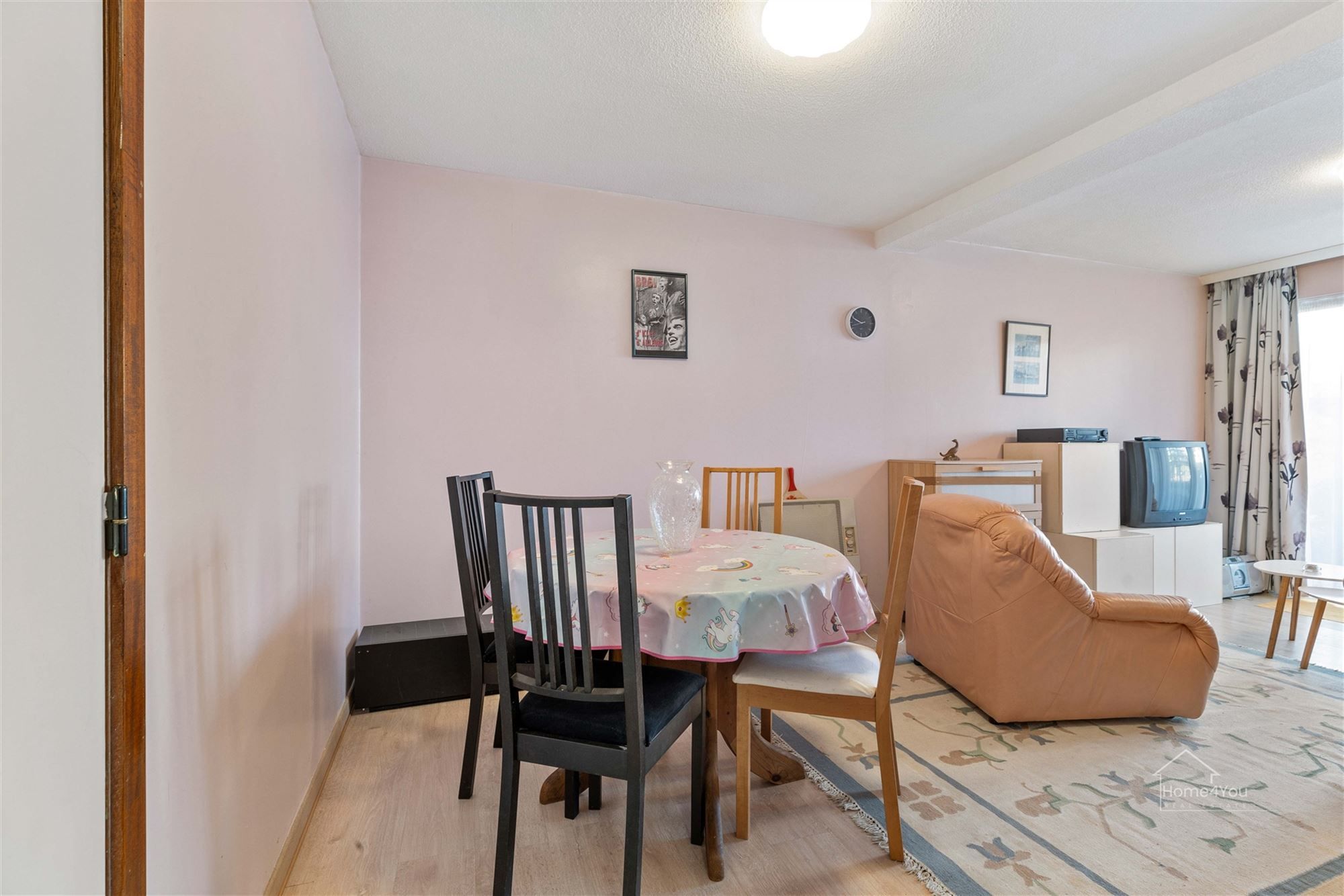 Instapklaar appartement met 1 slaapkamer op de Kustbaan te Sint-Idesbald! foto 6