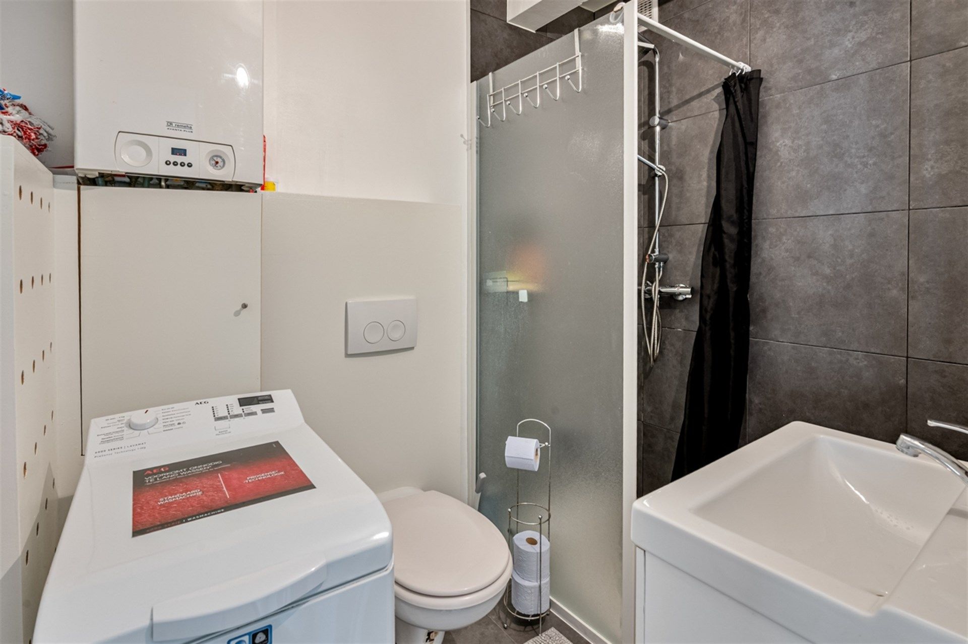 Centraal gelegen appartement met 2 slaapkamers op de tweede verdieping foto 10