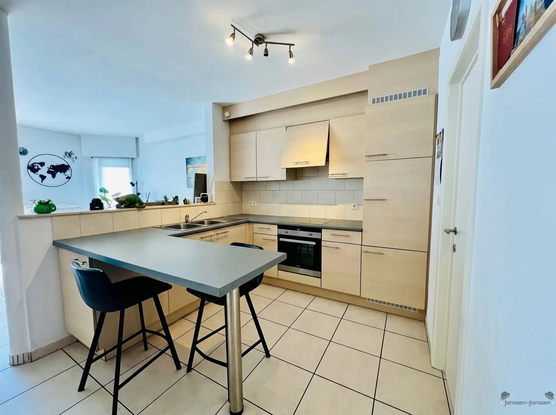 appartement gelijkvloers met tuin & garage foto 3