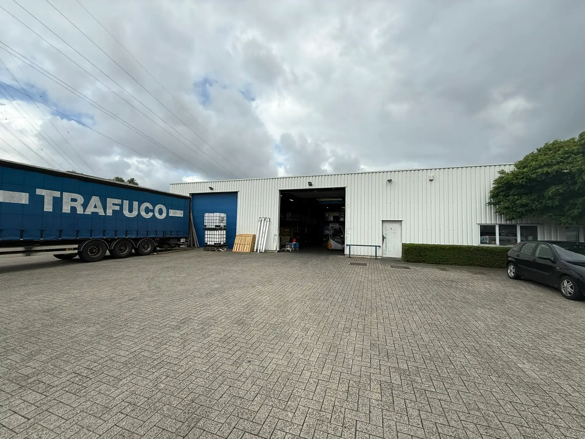 Magazijn van 350 m² te huur in Schelle foto 7