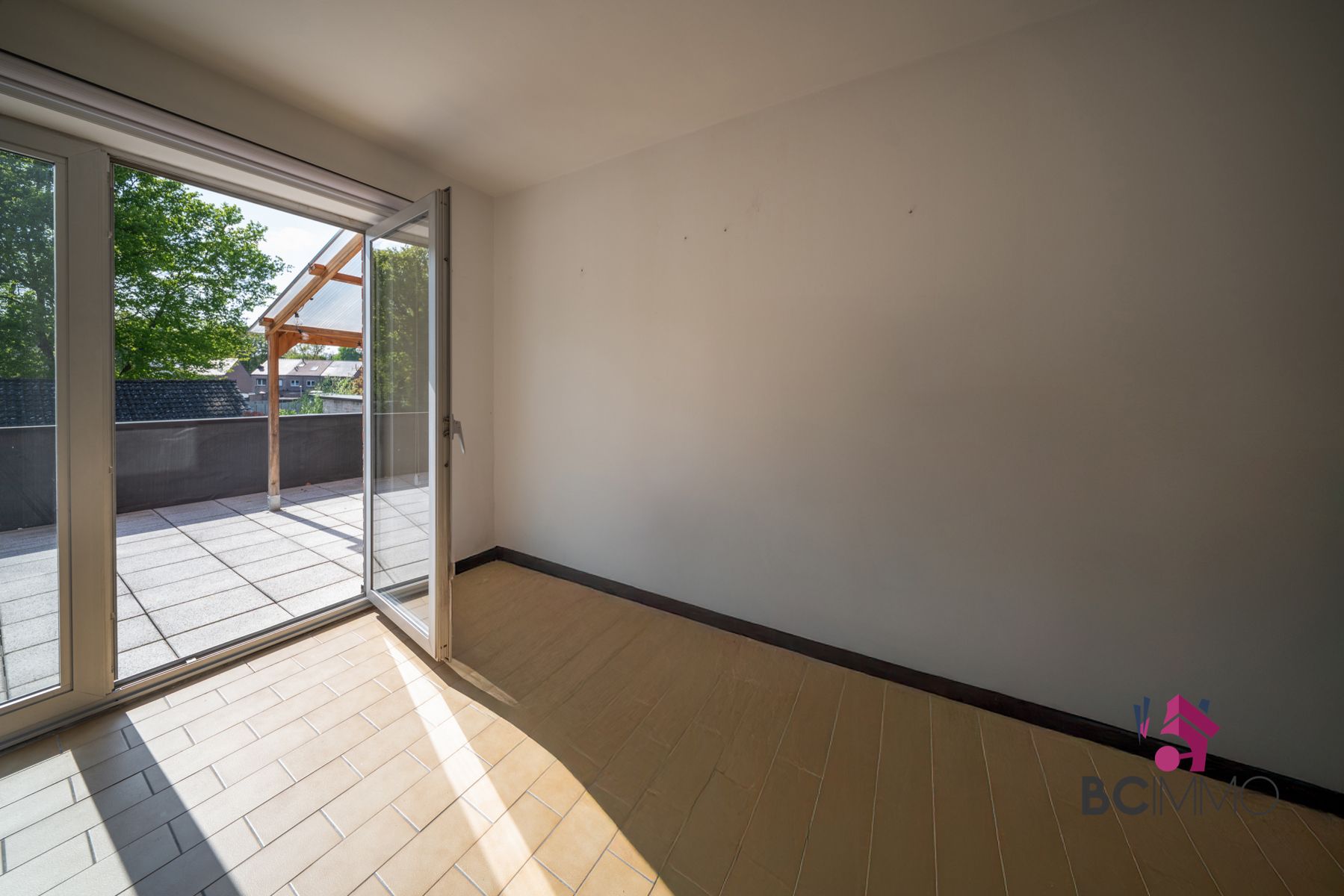 Appartement met 2 slaapkamers in Genk foto 7