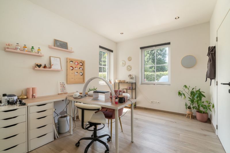 Recente Mooie woning op 692m² foto 5