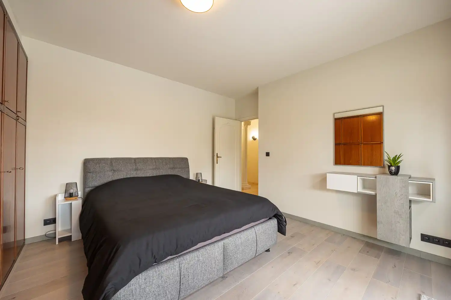 Royaal wonen in Borsbeek - 185 m² appartement met zonnig terras foto 10