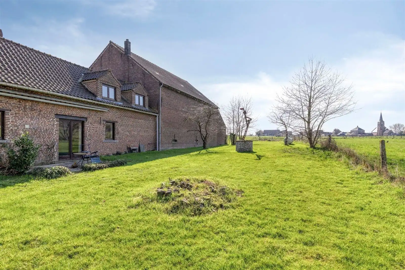Uitzonderlijke eigendom van kunstenaar dichter  foto 29