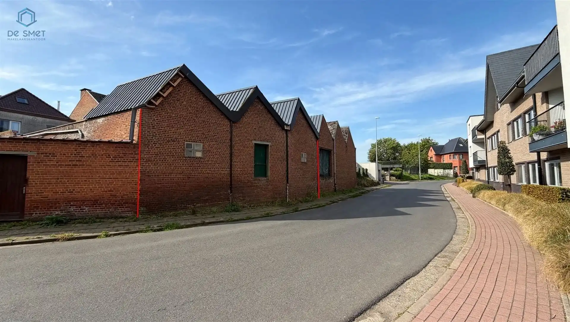 Te renoveren woning/projectgrond met 4 slp, garage en atelier. foto 26