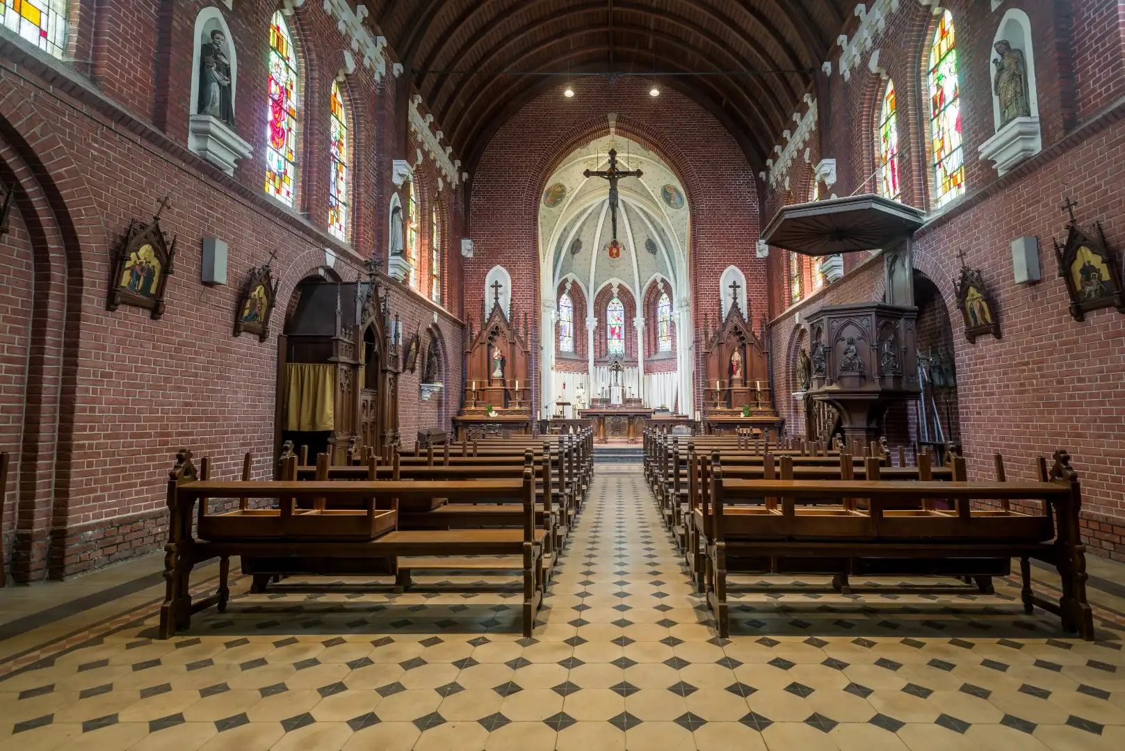 Landelijk gelegen kerk van Klein-Gelmen (Heers) foto 6