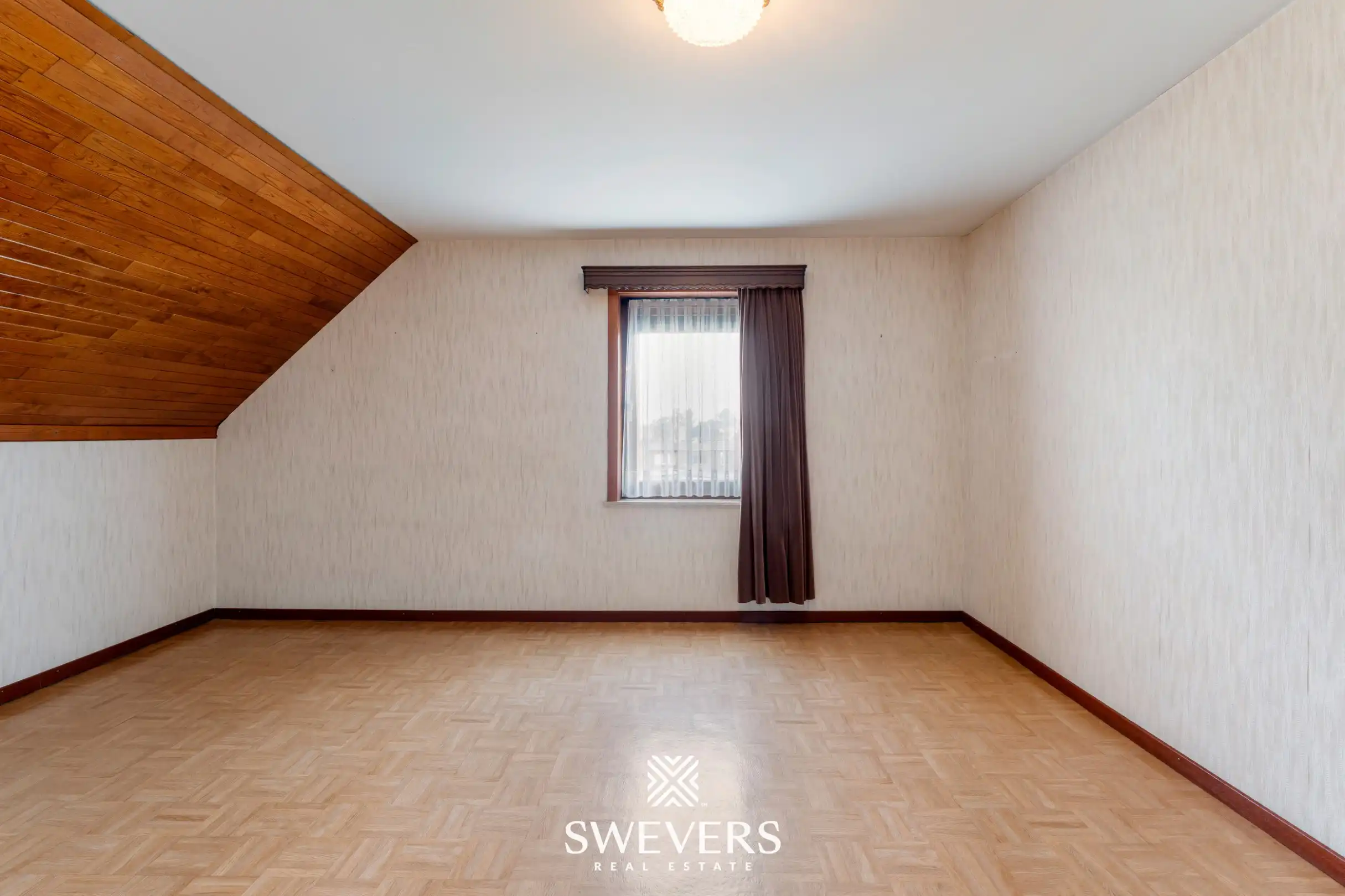 Ruime op te frissen woning (225m²) met EPC-C en westgerichte tuin nabij Beringen centrum foto 24