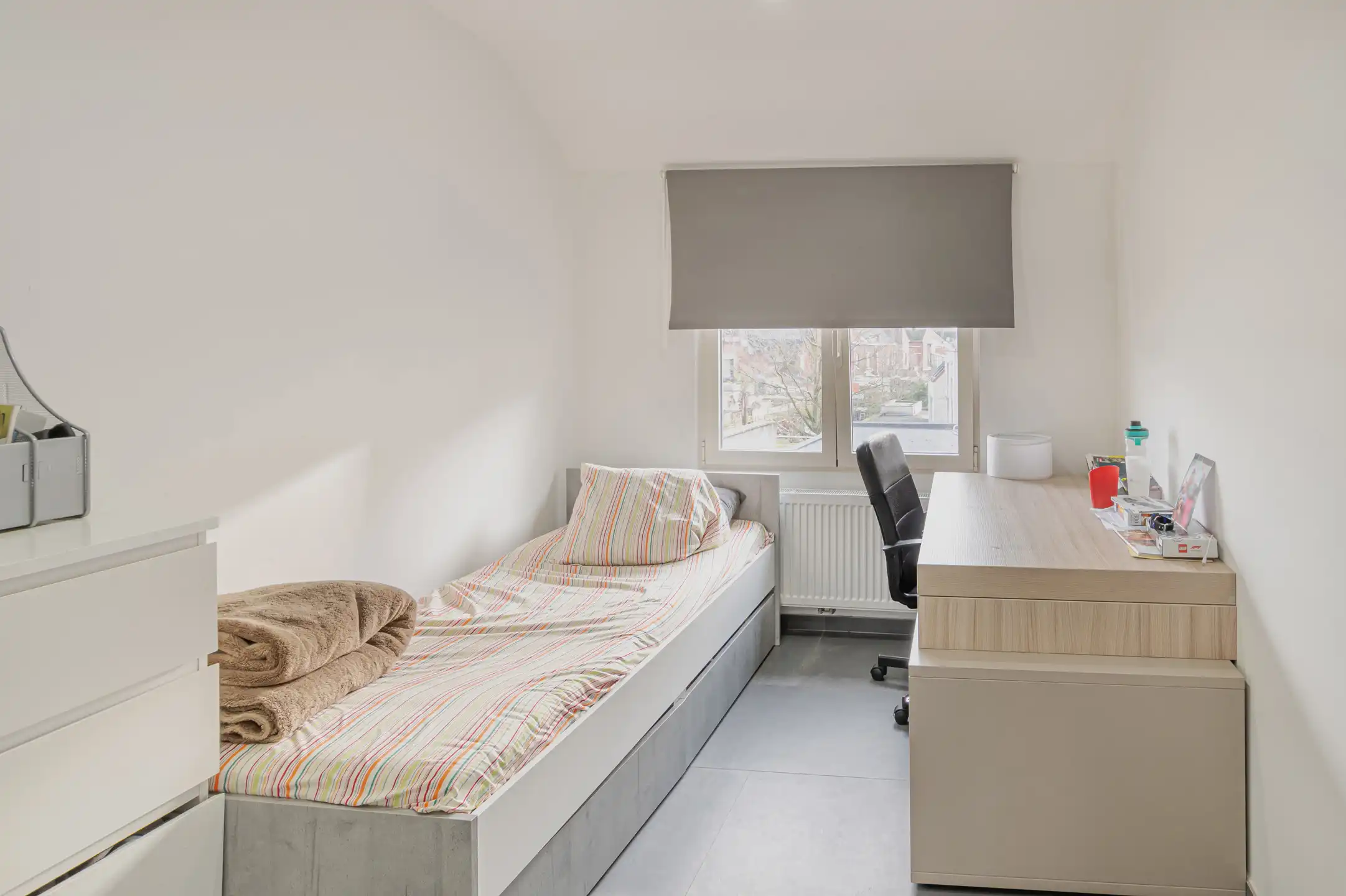 Instapklaar duplex appartement met terras in Willebroek foto 13