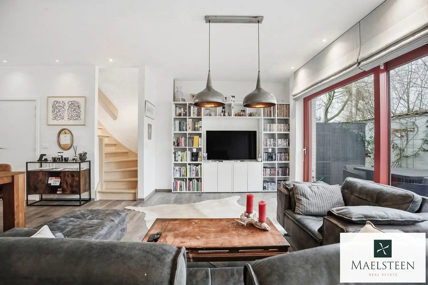 Ruime woning met parking in de binnenstad van Brugge foto 3