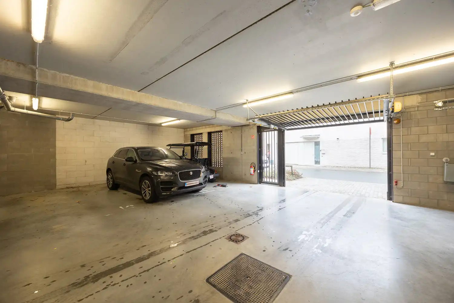 Garage te koop Hubert Lampolaan 21 - 2050 Antwerpen (2050)