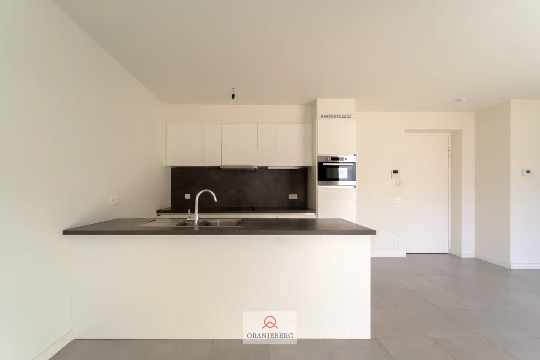 Nieuwbouw 2 slpk appartement vlakbij station Gent-Sint-Pieters foto 11