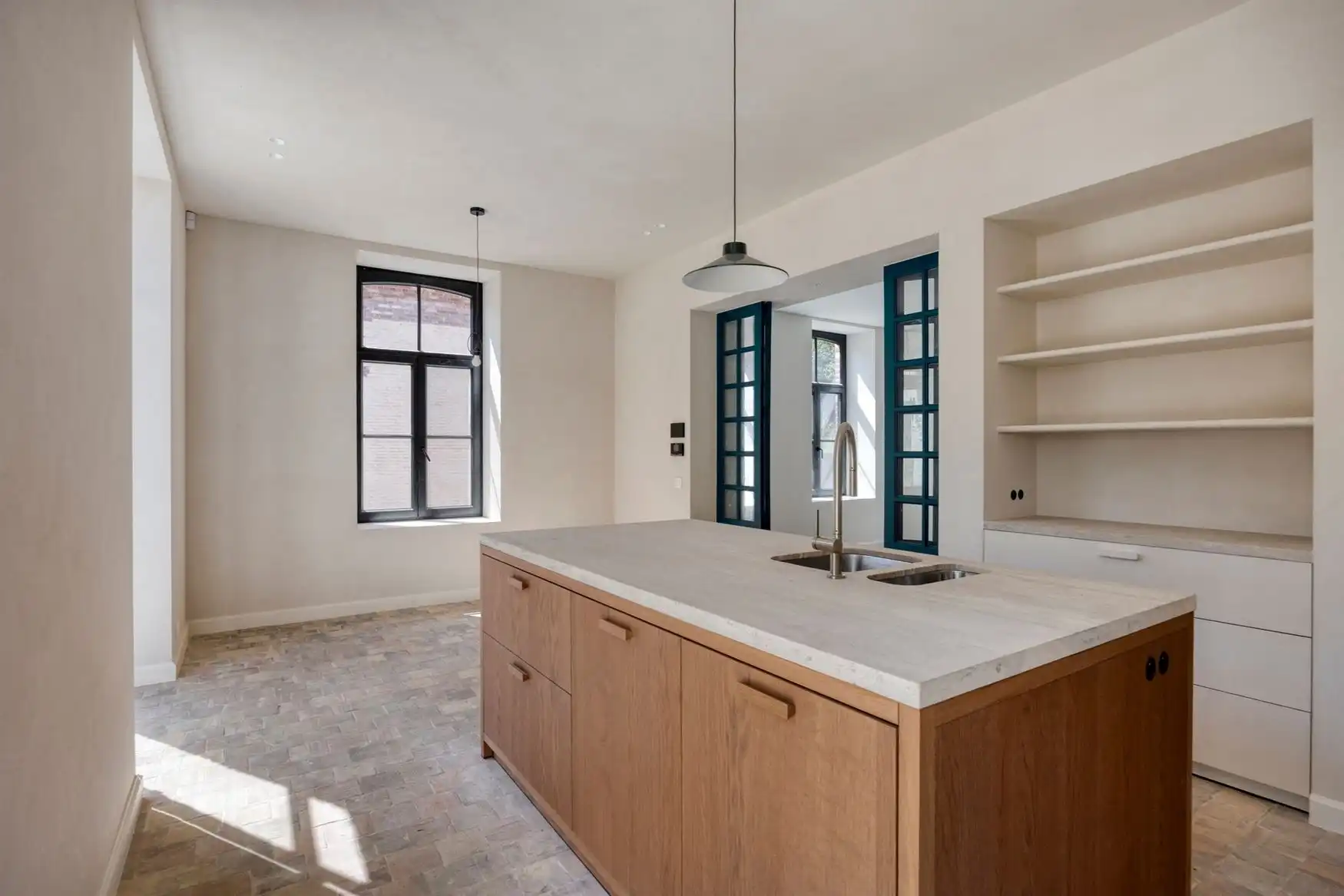 Uitzonderlijke woning op een unieke historische locatie foto 18