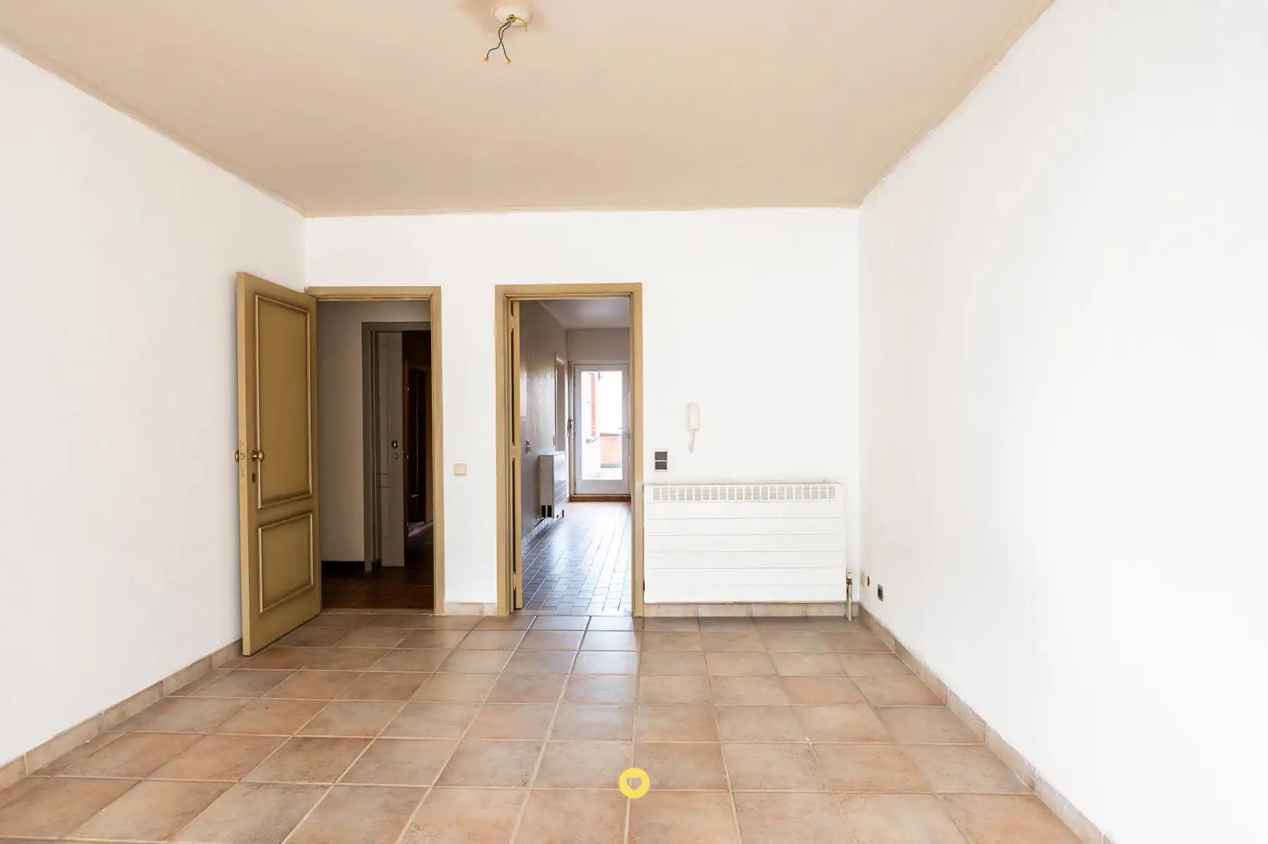 Ruim pand met GLV app en duplex app met 2 à 3 SLK's en terras foto 13