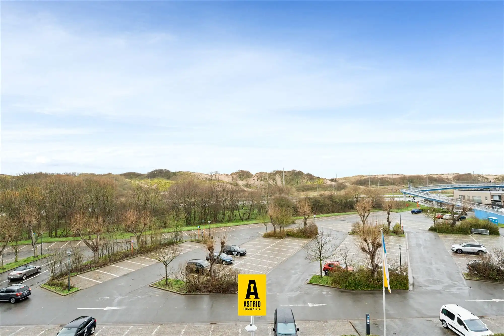 Studio met aparte slaaphoek op topligging! foto 16