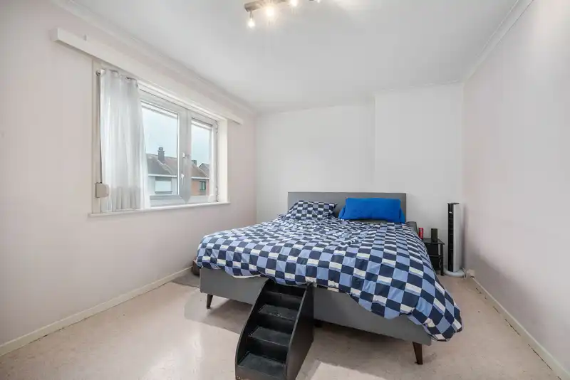 Roeselare : Op te frissen hoekwoning met gezellige tuin  voorzien van 3 slaapkamers&nbsp;en veel potentieel. foto 11