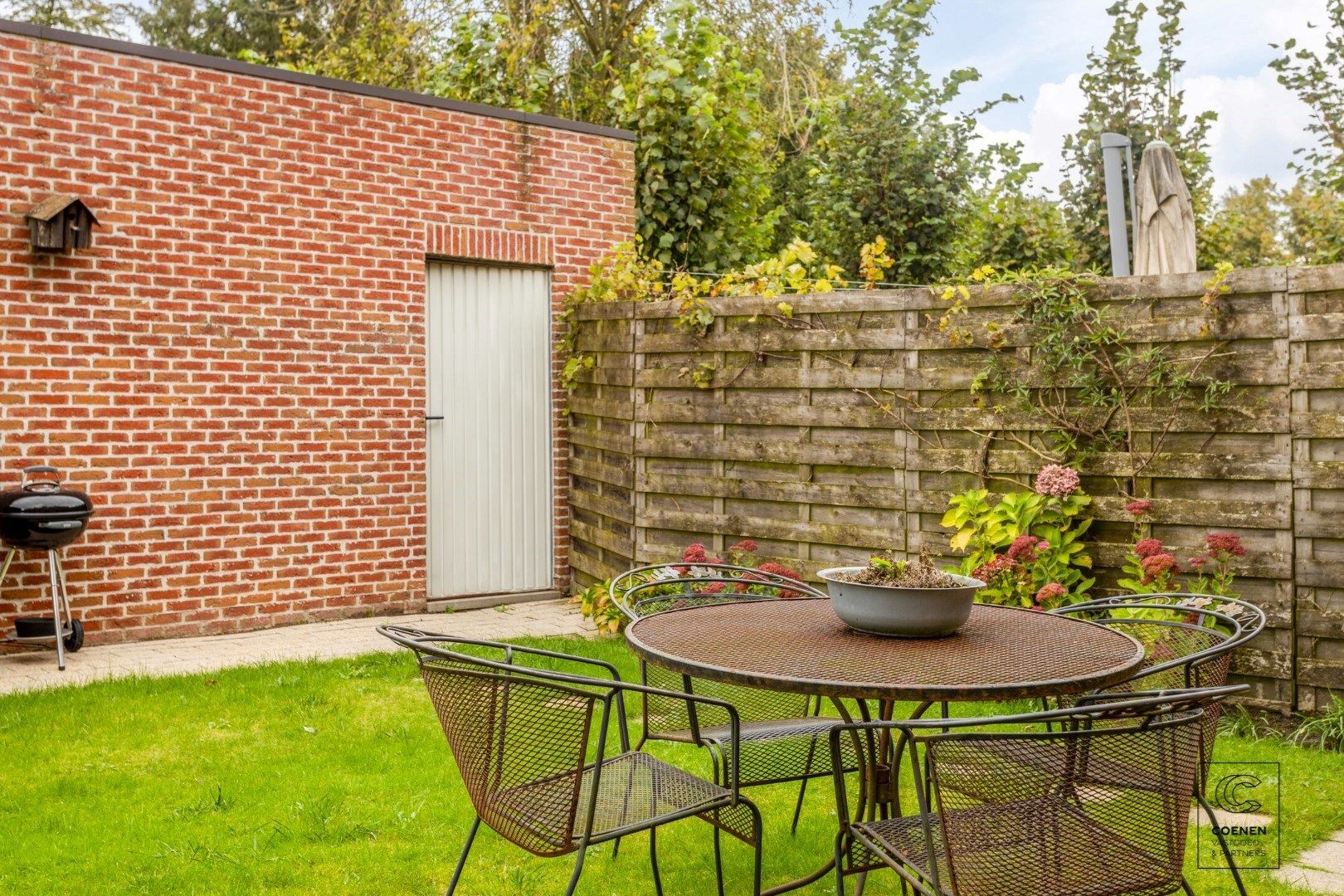 Praktisch appartement van 96m² met 2 slpk's, tuin INCLUSIEF garagebox op centrale locatie te Brecht! foto 16